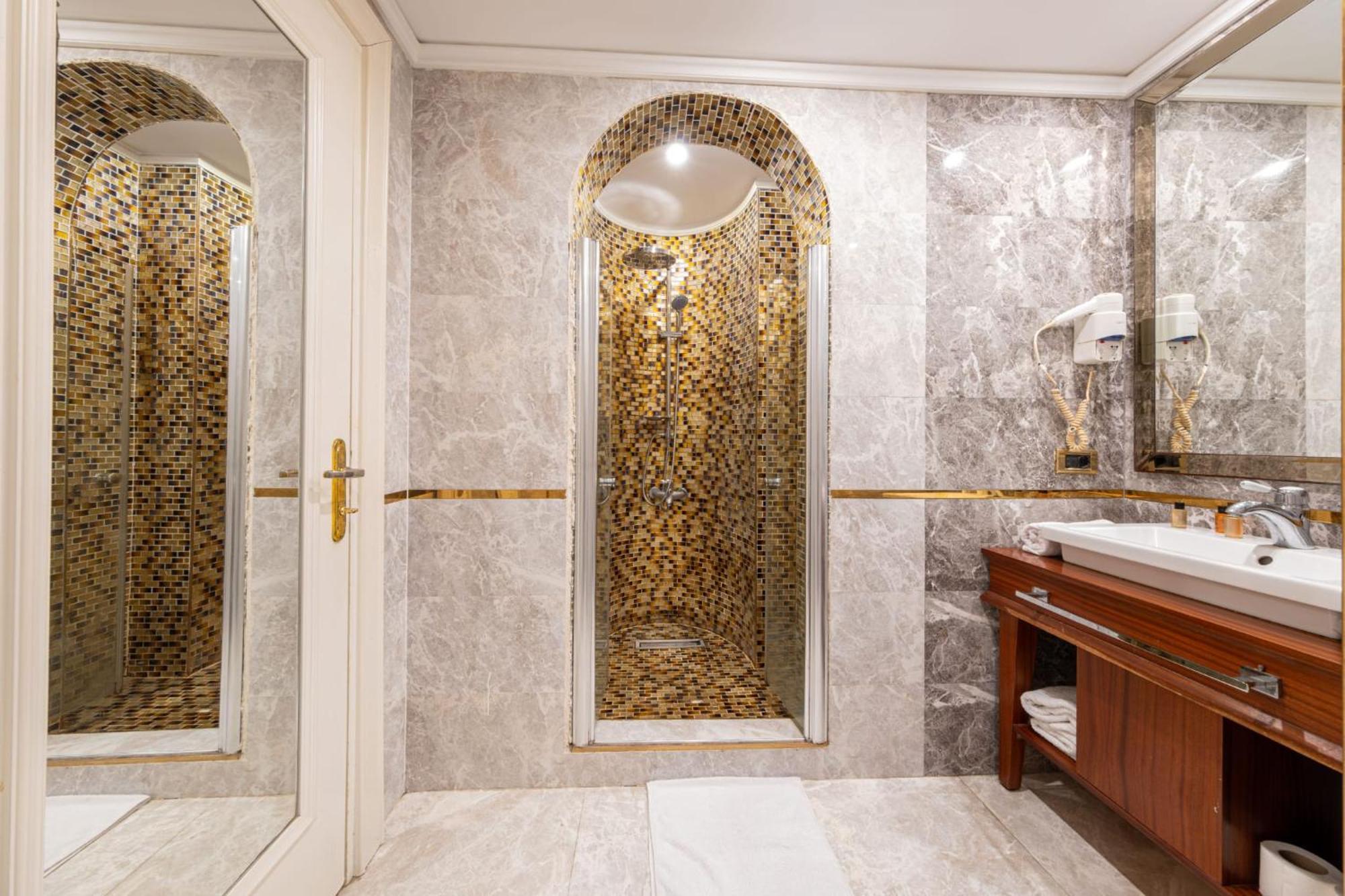 Myy Boutique Hotel Istanbul Eksteriør bilde